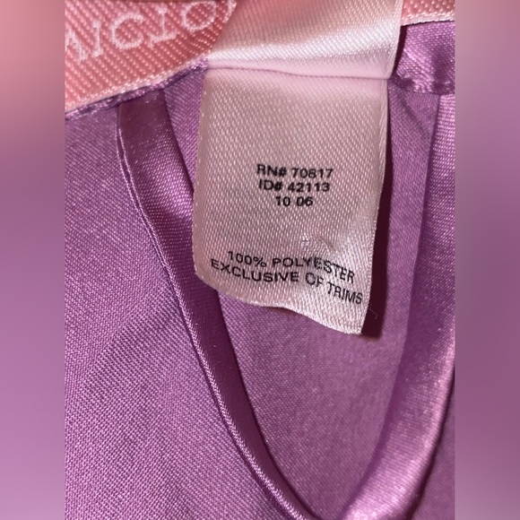 Victoria Secret Intimates Satin Lavender Robe with Belt- One Size - Picture 8 of 9